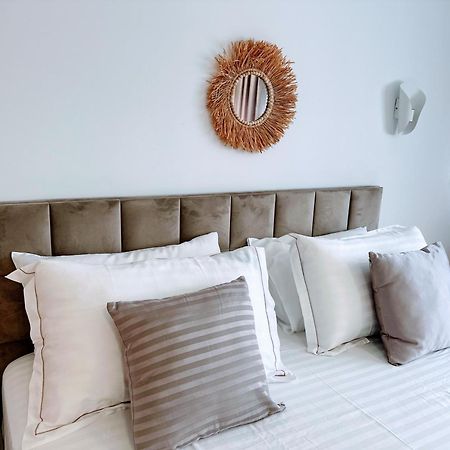 Madalin Seaside Apartment Vlorë Extérieur photo