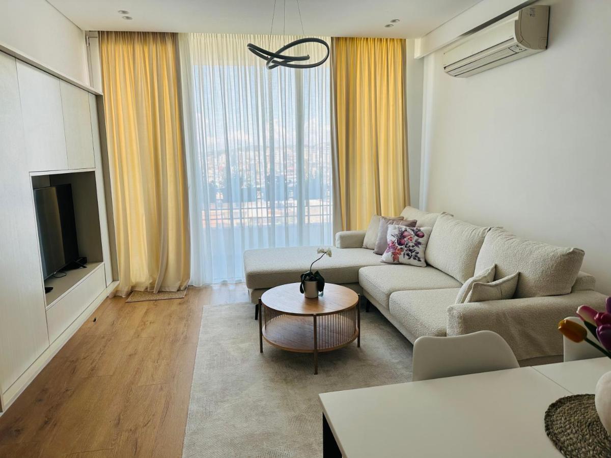 Madalin Seaside Apartment Vlorë Extérieur photo