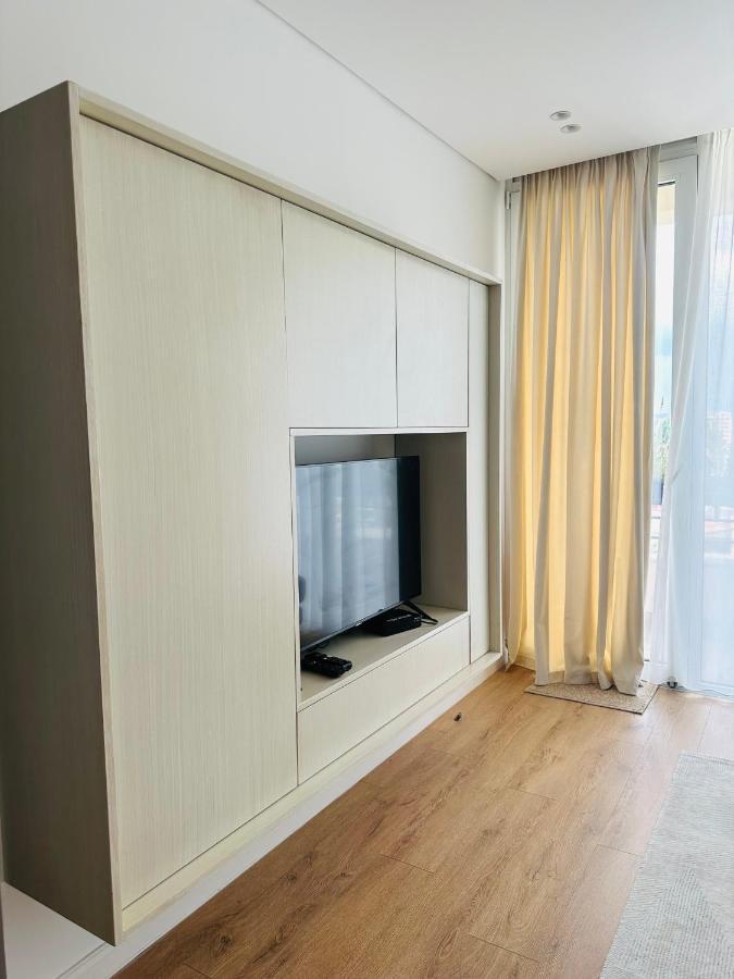 Madalin Seaside Apartment Vlorë Extérieur photo